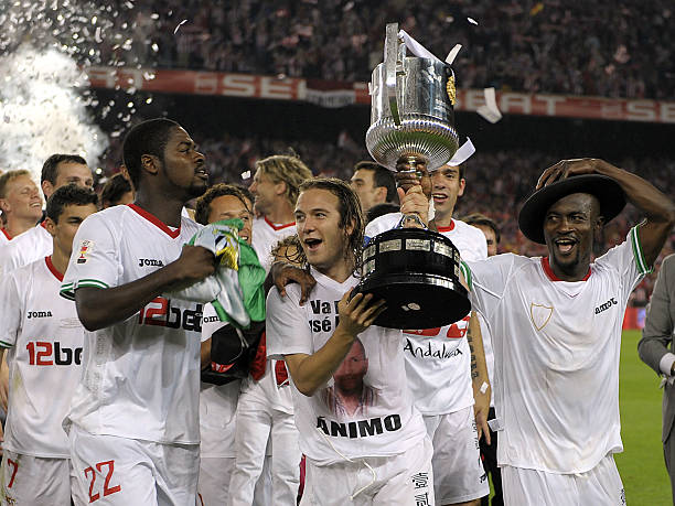 都为他的形 都为他的形